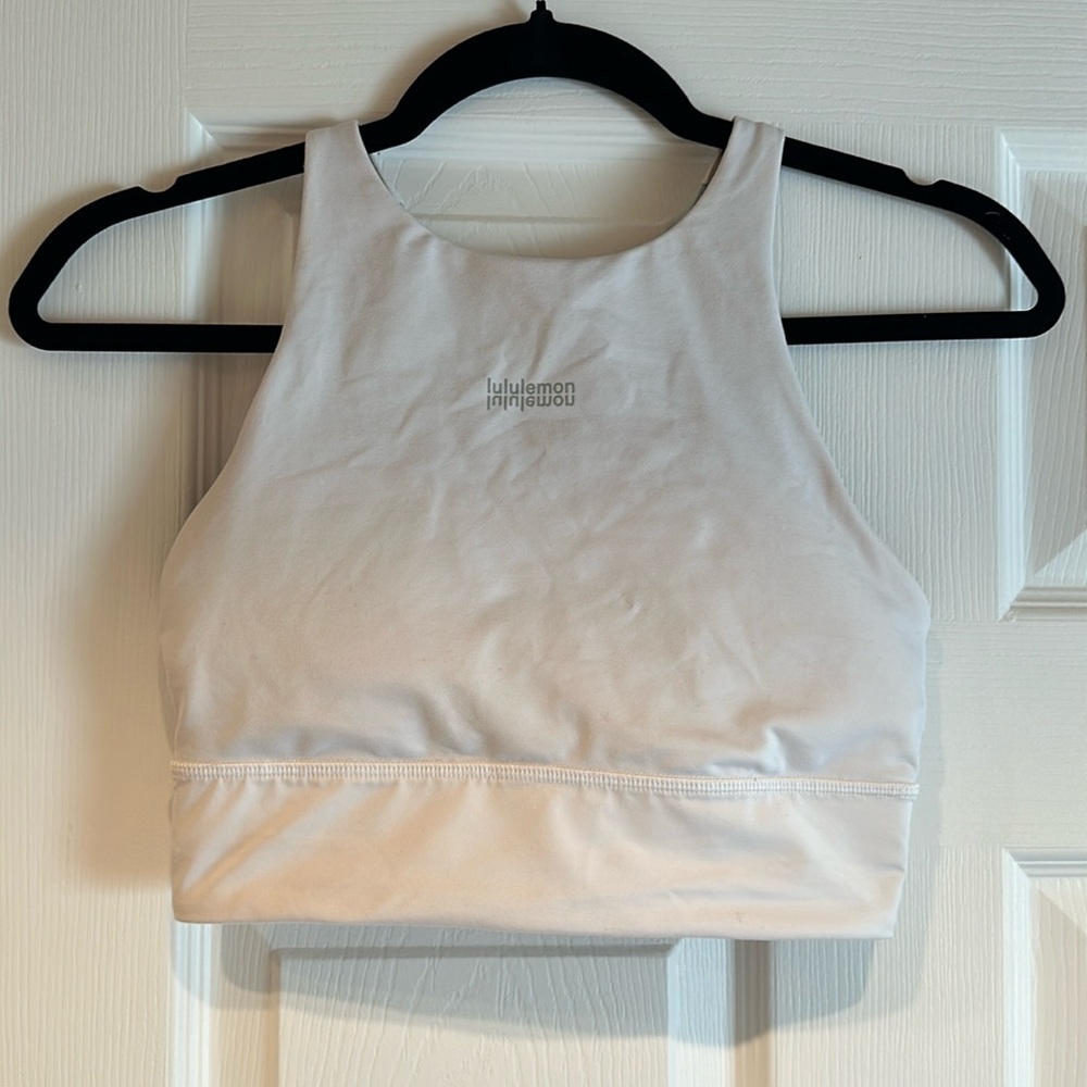 Lululemon workout white crop size 6